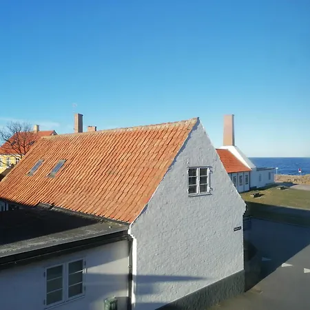 Gudhjem Vandrerhjem / Gudhjem Hostel Albergue *