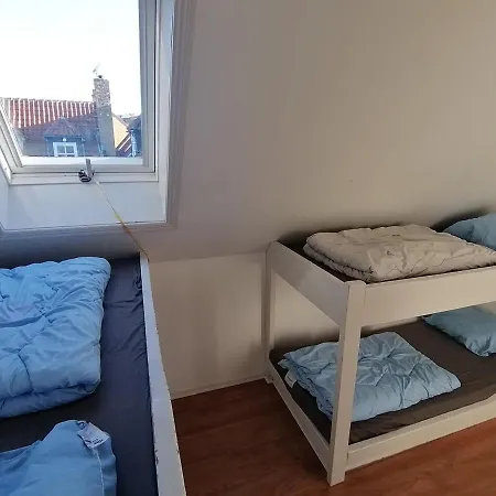 Gudhjem Vandrerhjem / Gudhjem Hostel Albergue Gudhjem