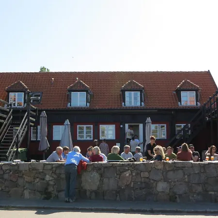 Gudhjem Vandrerhjem / Gudhjem Hostel