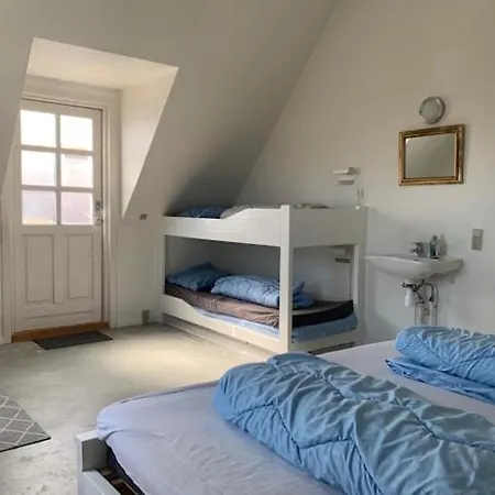 ホステル Gudhjem Hostel