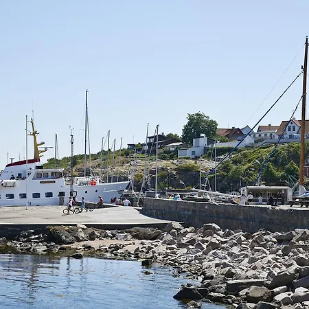 Gudhjem Vandrerhjem / Gudhjem Hostel *