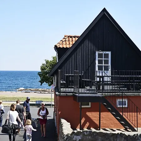 Gudhjem Vandrerhjem / Gudhjem Hostel